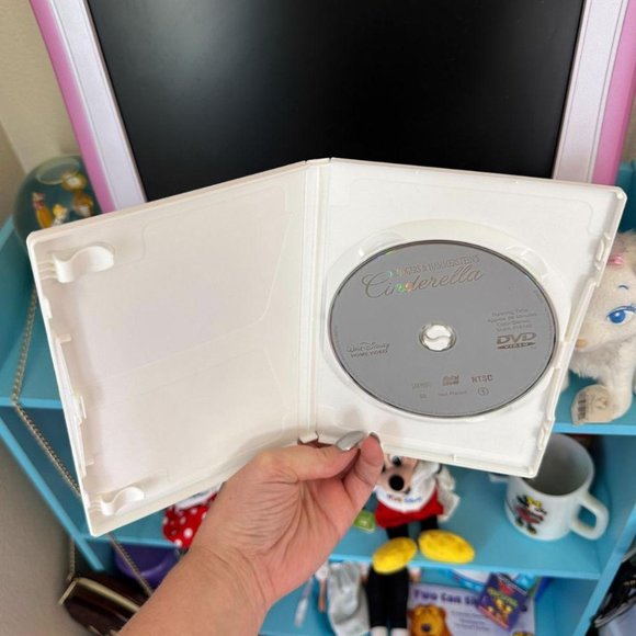 RODGERS & HAMMERSTEIN'S CINDERELLA DVD - Picture 3 of 3